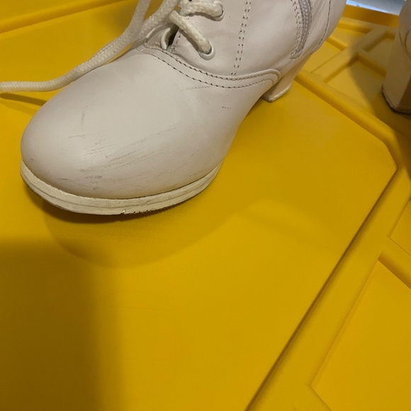 Authentic Ballet Folklorico Boots (Botín Adelita) - White Leather - Manzano Size - Picture 4 of 4